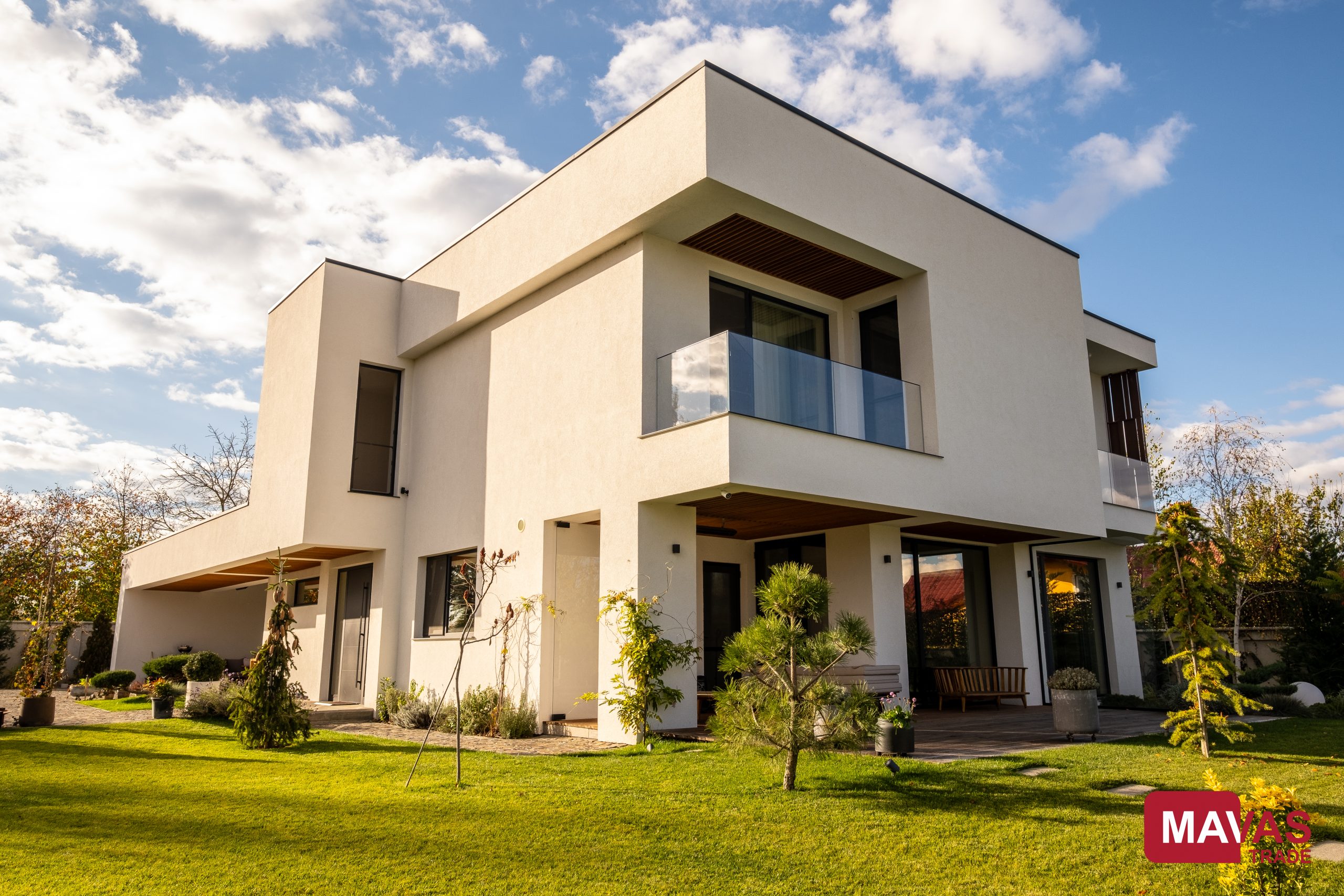 Proiect rezidențial Roman Neamț – ferestre Veka 82mm achatgrau